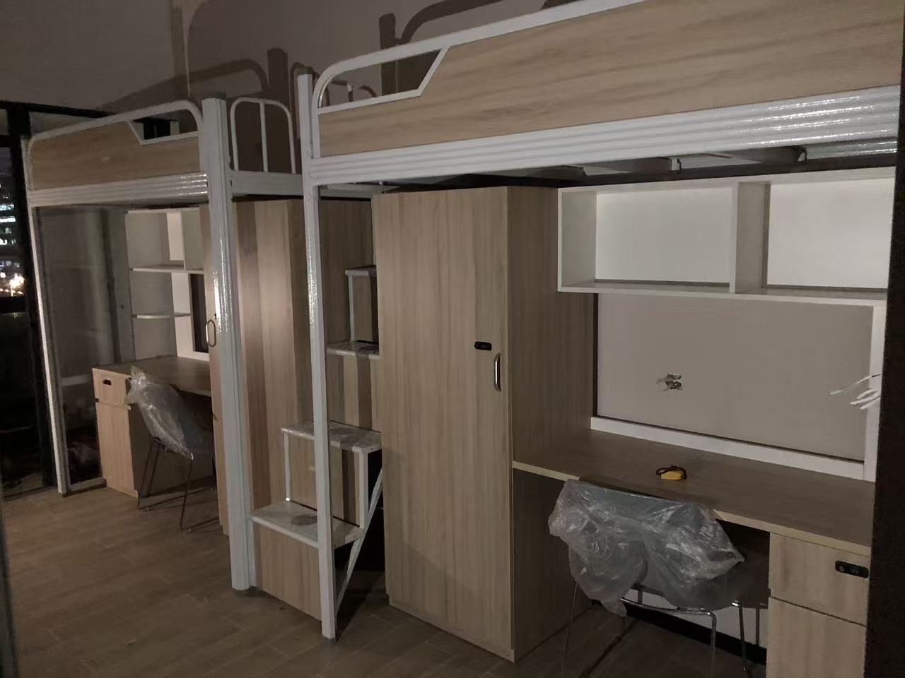 Bunk row